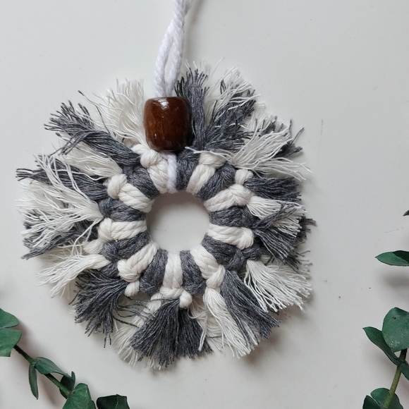 Snowflake Ornaments - Set of 8 - Picture 3 of 9